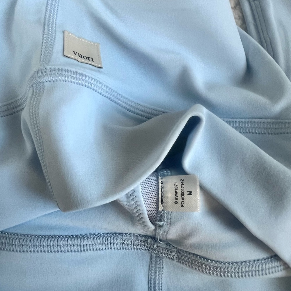 Vuori AllTheFeels™ Triangle Bra - Picture 5 of 5